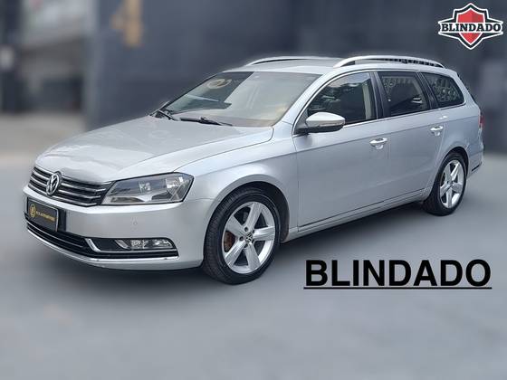 VOLKSWAGEN PASSAT VARIANT 2.0 TSI 16V 211CV GASOLINA 4P AUTOMÁTICO VOLKSWAGEN PASSAT VARIANT 2.0 TSI 16V 211CV GASOLINA 4P AUTOMÁTICO